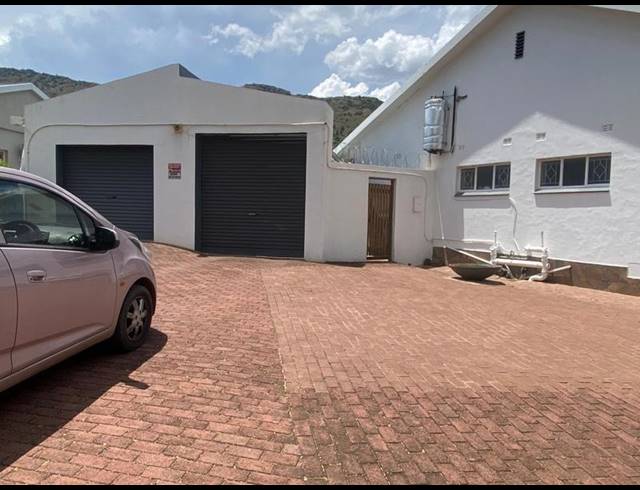 5 BEDROOM HOUSE FOR SALE IN BERGSIG